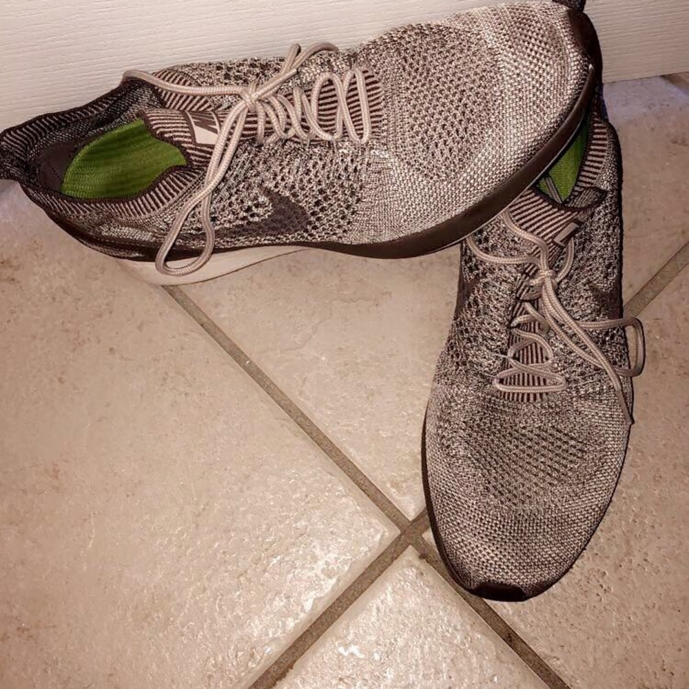 Nike Flyknit Racer Mariah